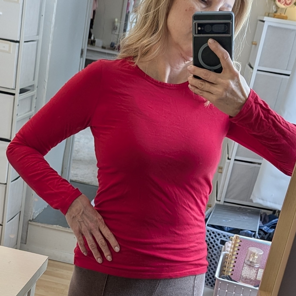 Lands end XXS cherry red long Sleeve tee
